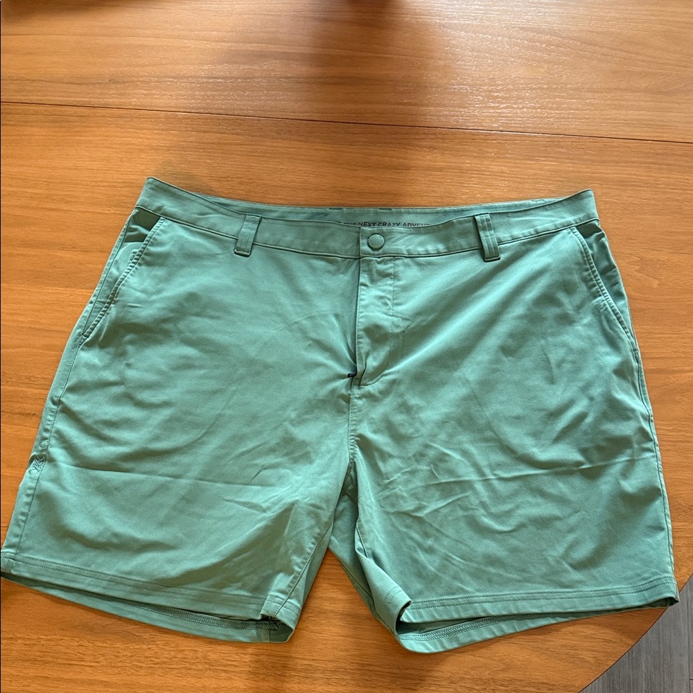 RHONE Men's Sage Green Flat Front Shorts